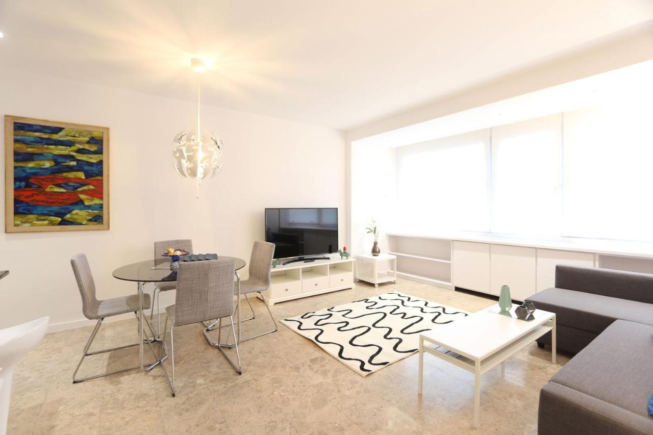 Urbantec Realty - Plaza De Colon Apartment Madrid Exterior photo